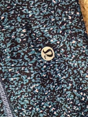 Lululemon Blue Speckled Athletic Cropped Leggings